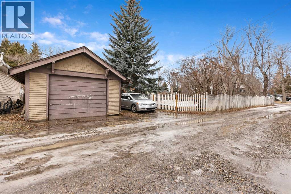 725 Macleod Trail Sw, High River, AB - Outdoor