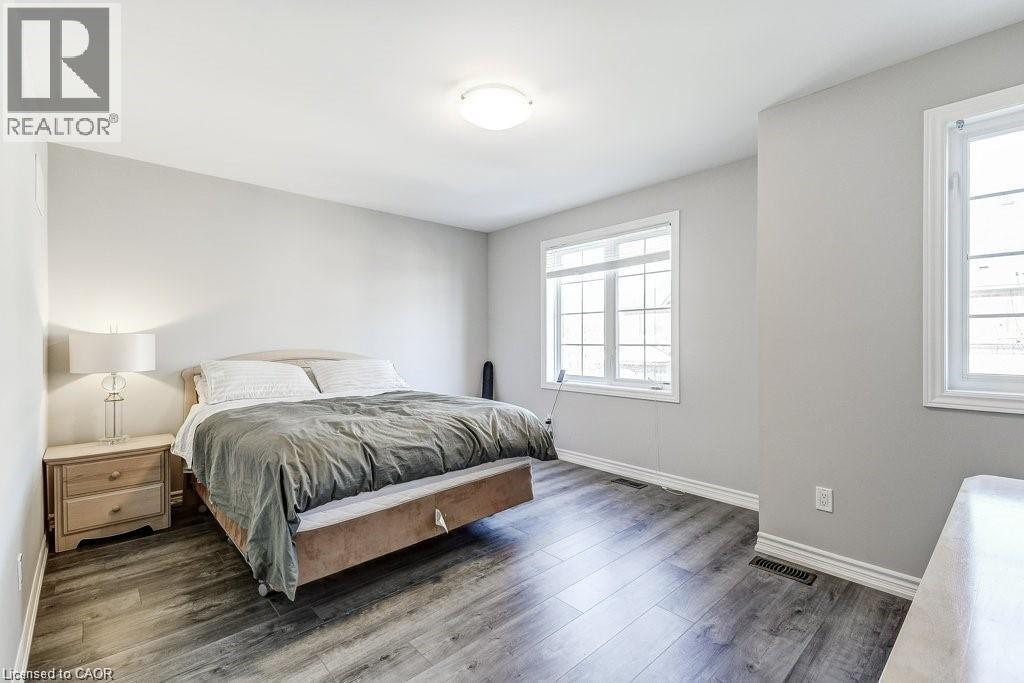 2362 Treversh Common, Burlington, ON - Indoor Photo Showing Bedroom