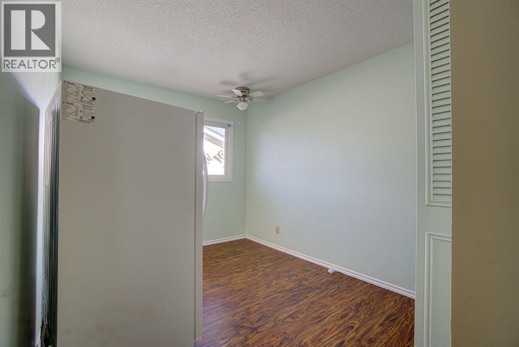 524 51 Avenue W, Claresholm, AB - Indoor Photo Showing Other Room