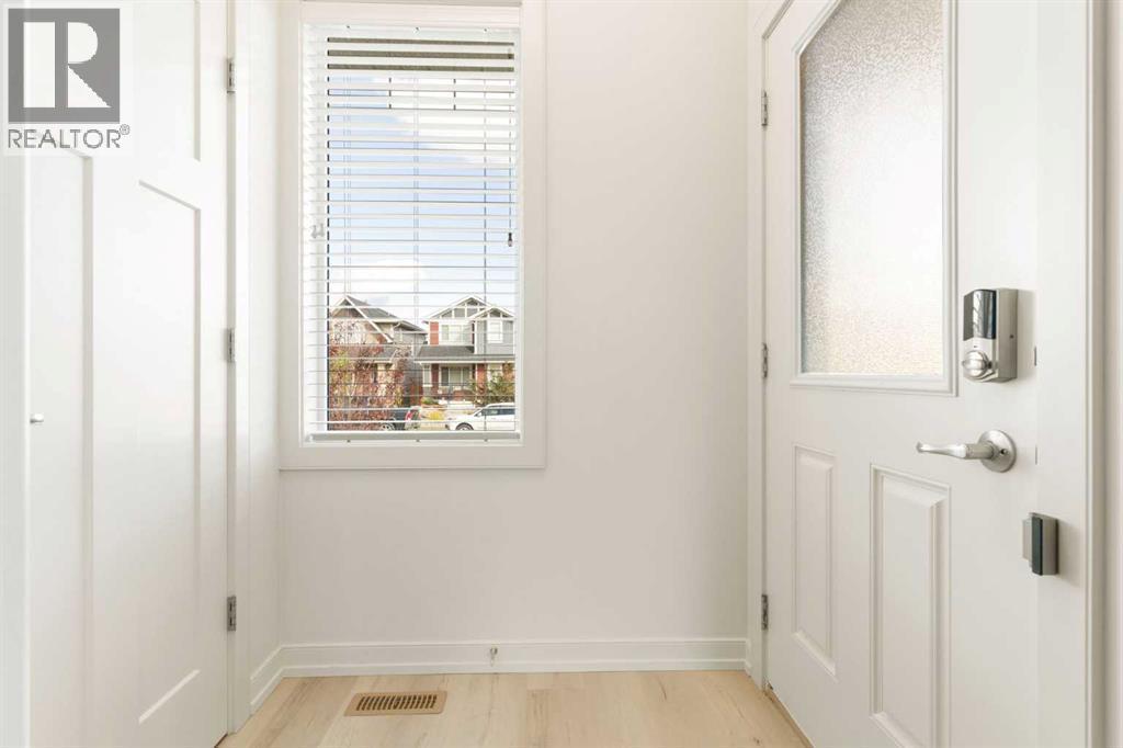 167 Fireside Drive, Cochrane, AB - Indoor Photo Showing Other Room