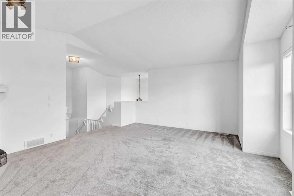 331 Springbank Place Sw, Calgary, AB - Indoor Photo Showing Other Room