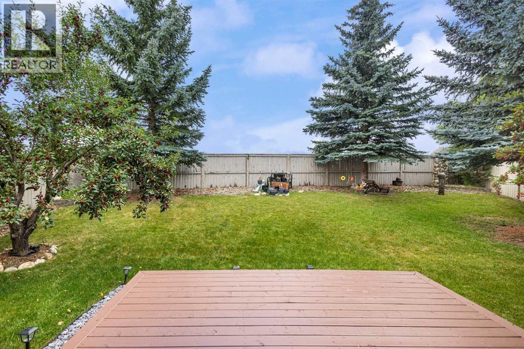331 Springbank Place Sw, Calgary, AB - Outdoor