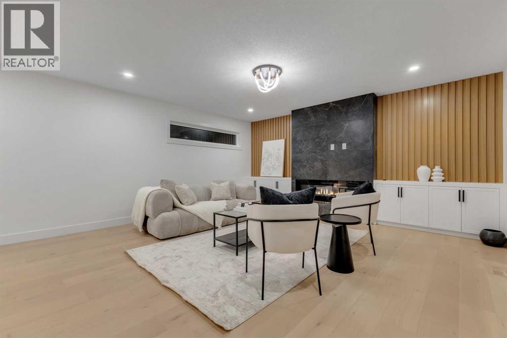 9419 Academy Drive Se, Calgary, AB - Indoor