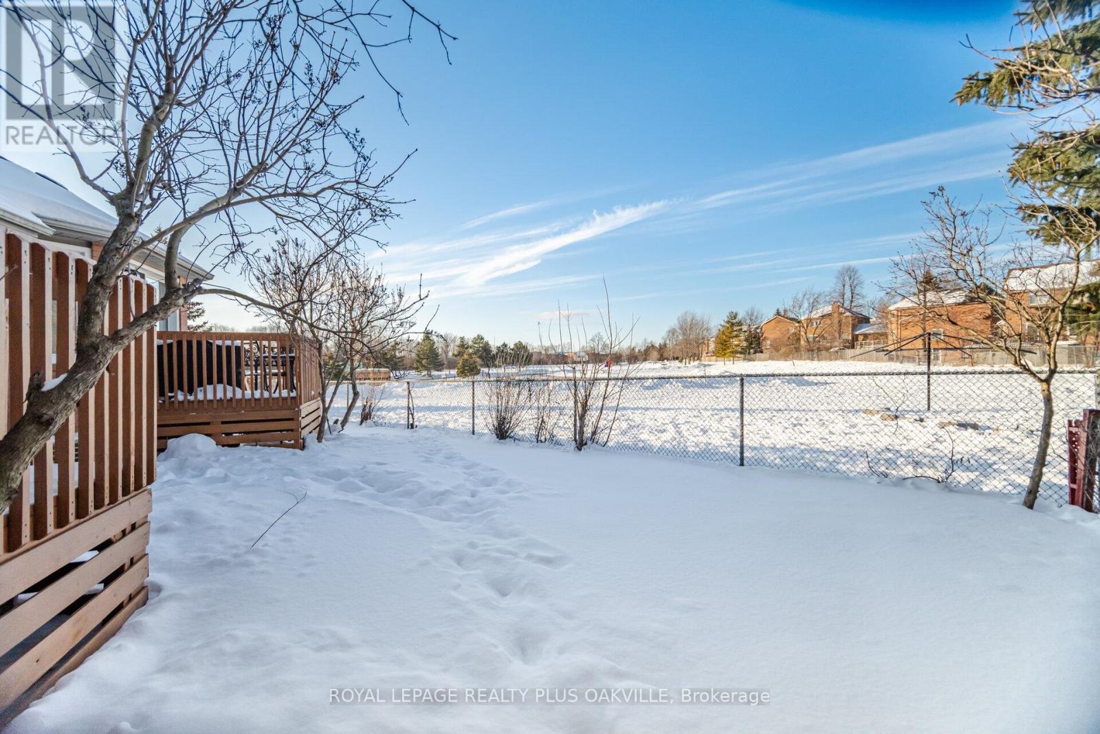 3395 Trelawny Circle, Mississauga, ON - Outdoor