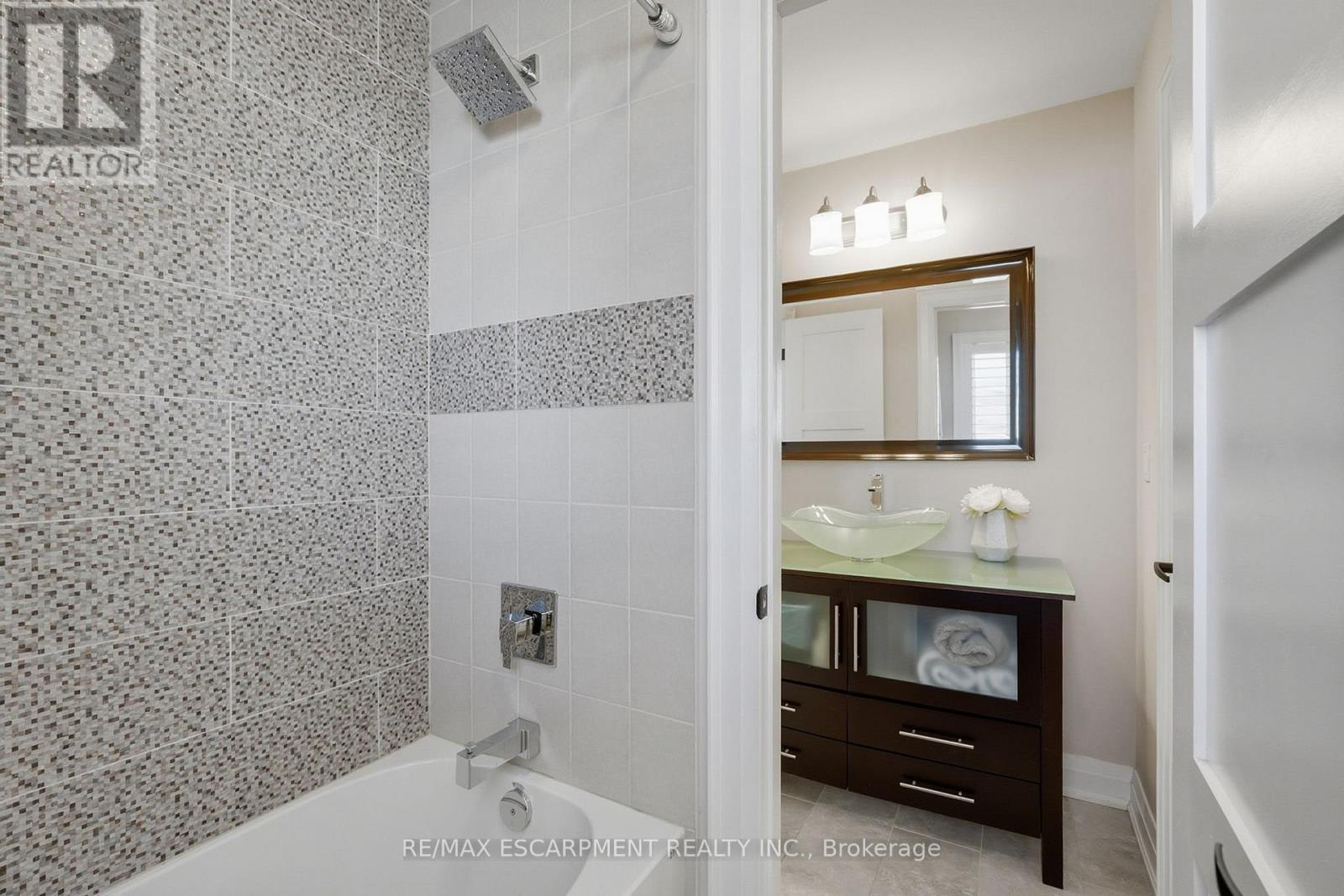1159 Alexandra Avenue, Mississauga, ON - Indoor Photo Showing Bathroom
