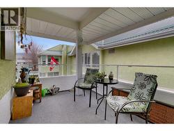 Covered Corner Deck -