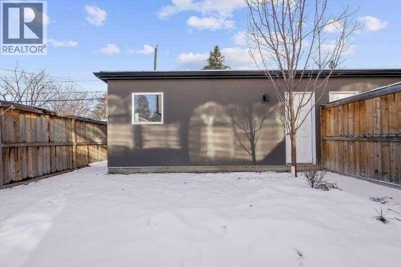219 19 Avenue Nw, Calgary, AB - Outdoor