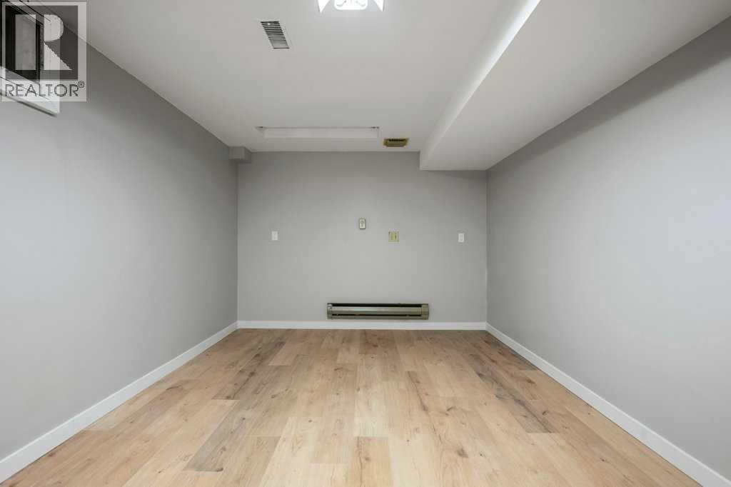 4704 Marbury Place Ne, Calgary, AB - Indoor Photo Showing Other Room