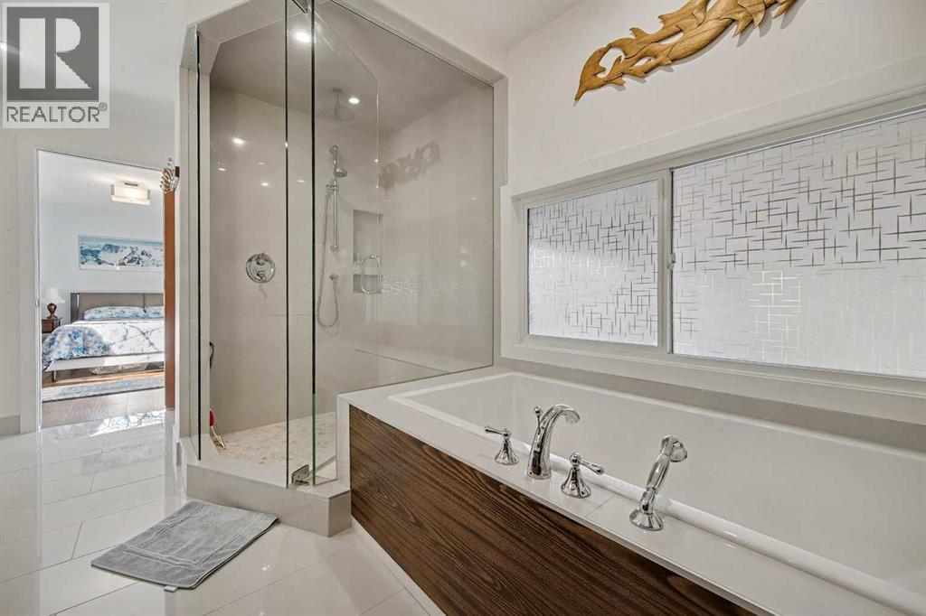 7331 Silver Mead Road Nw, Calgary, AB - Indoor Photo Showing Bathroom