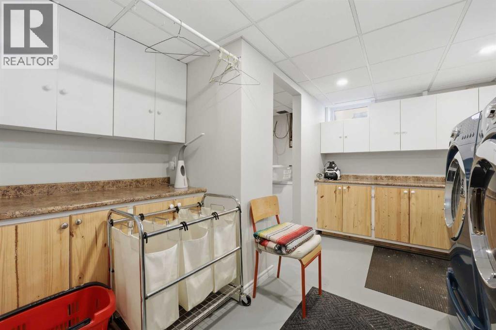 63 Huntmeadow Road Ne, Calgary, AB - Indoor