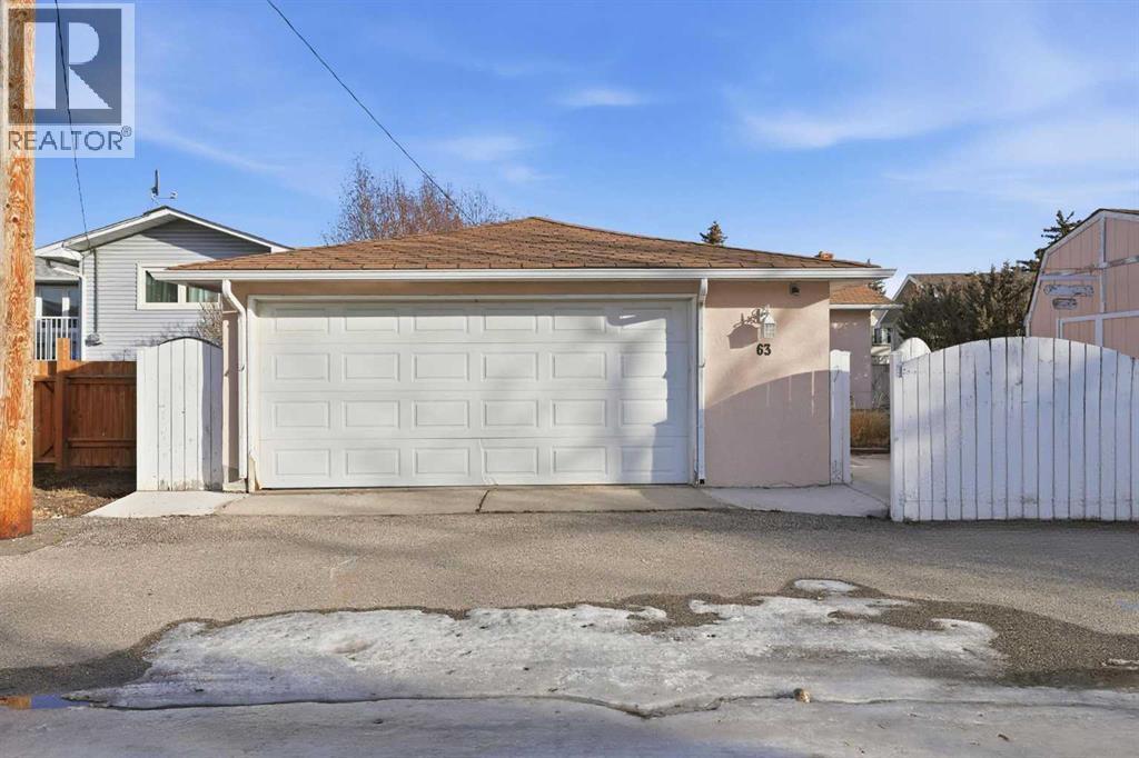 63 Huntmeadow Road Ne, Calgary, AB - Outdoor