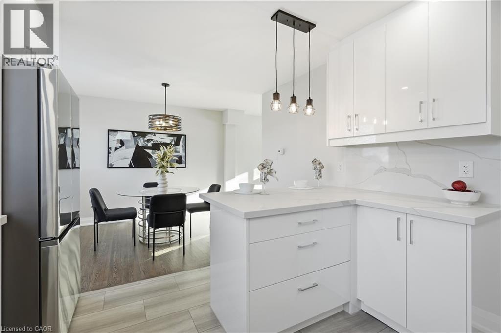 26 Clifton Downs Road, Hamilton, ON - Indoor Photo Showing Other Room