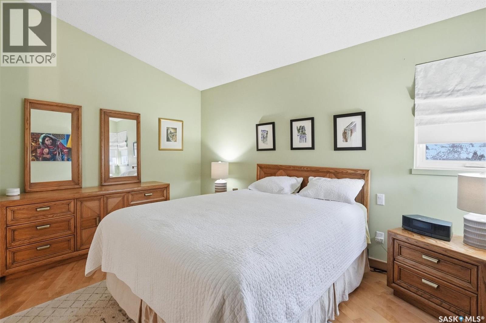 206 Gathercole Crescent, Saskatoon, SK - Indoor Photo Showing Bedroom