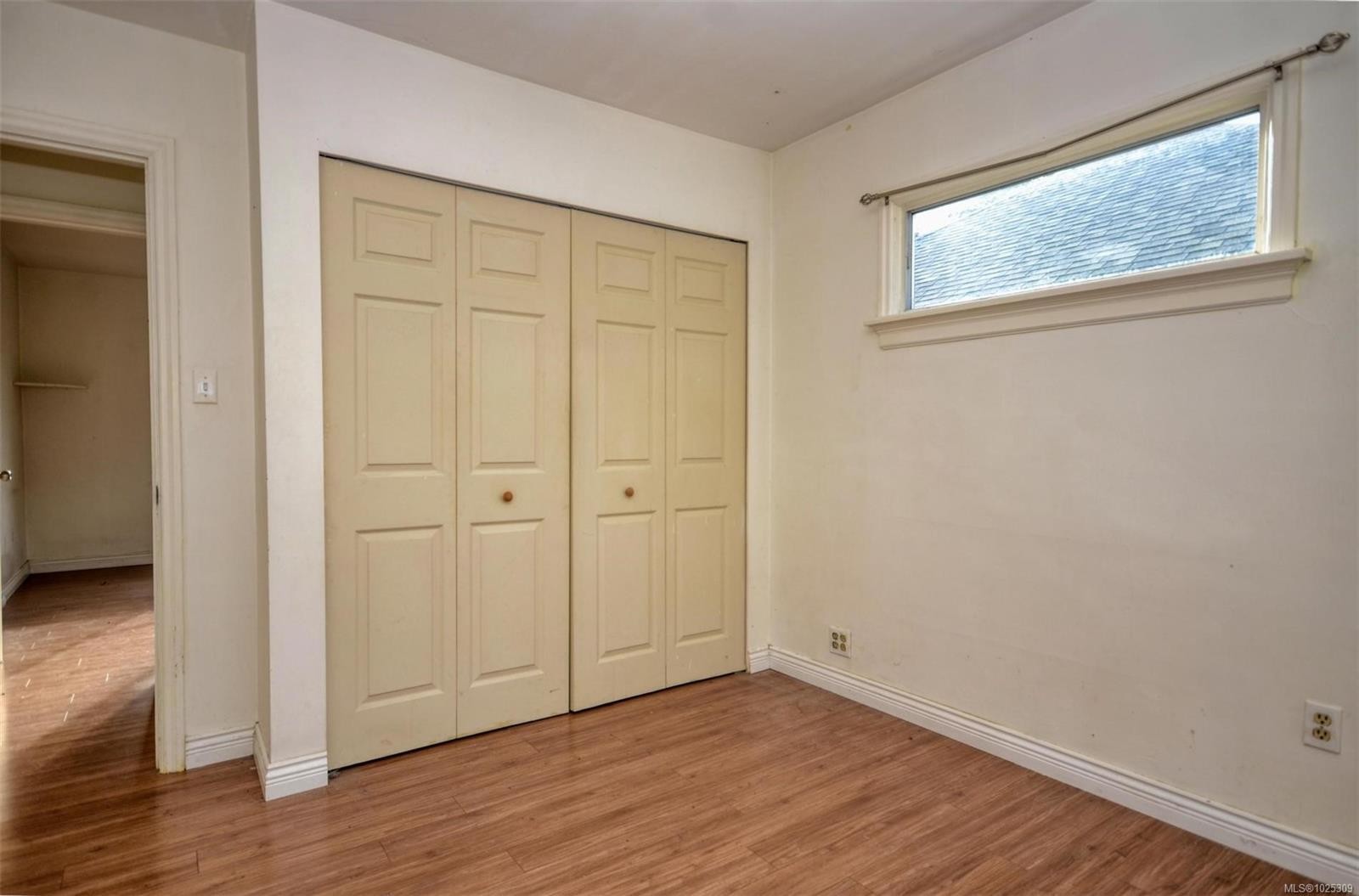 1237 Hillside Ave, Victoria, BC