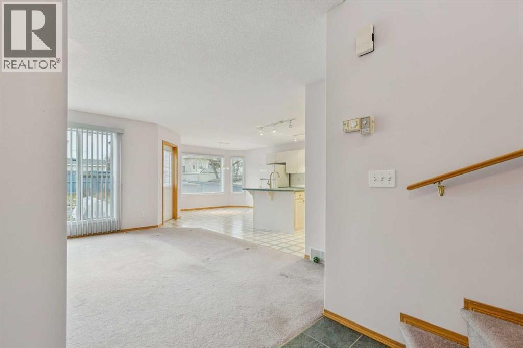 276 Hidden Valley Grove Nw, Calgary, AB - Indoor Photo Showing Other Room