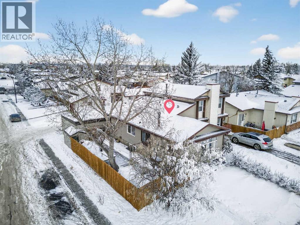 3503 42 Street Ne, Calgary, AB - Outdoor