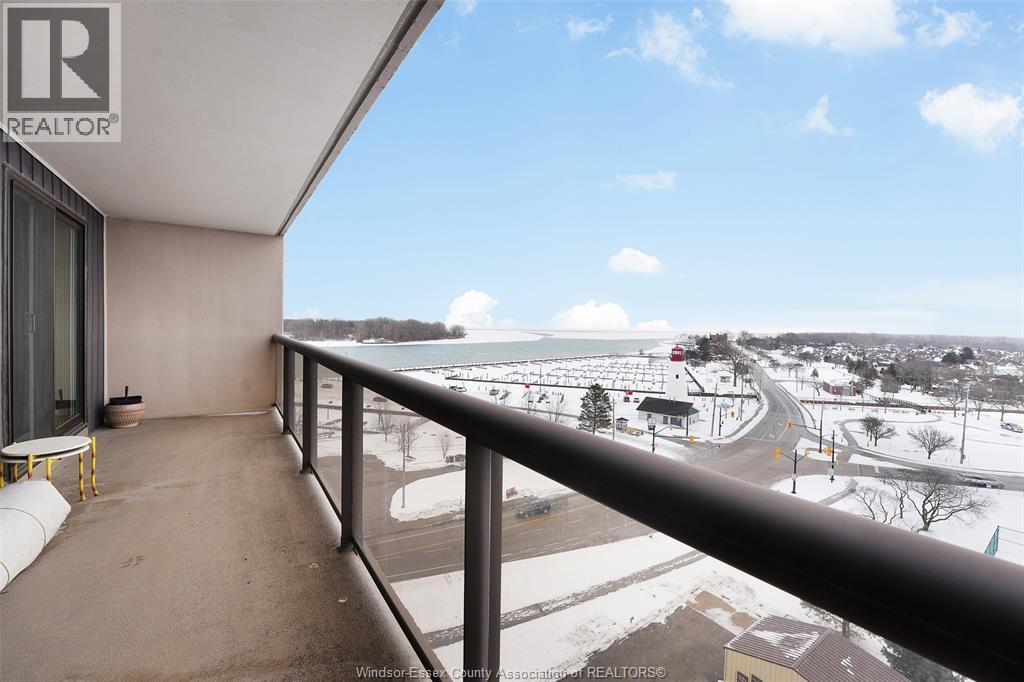 9099 Riverside Dr E Unit# E1017, Windsor, ON - Outdoor With Exterior