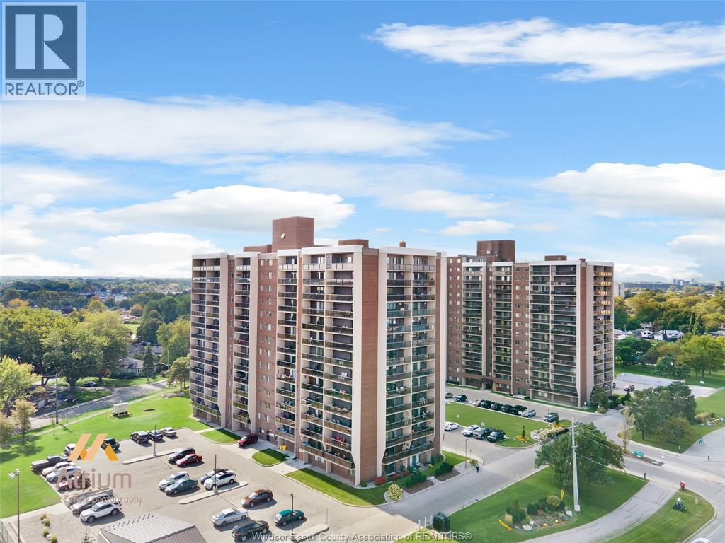 9099 Riverside Dr E Unit# E1017, Windsor, ON - Outdoor With View