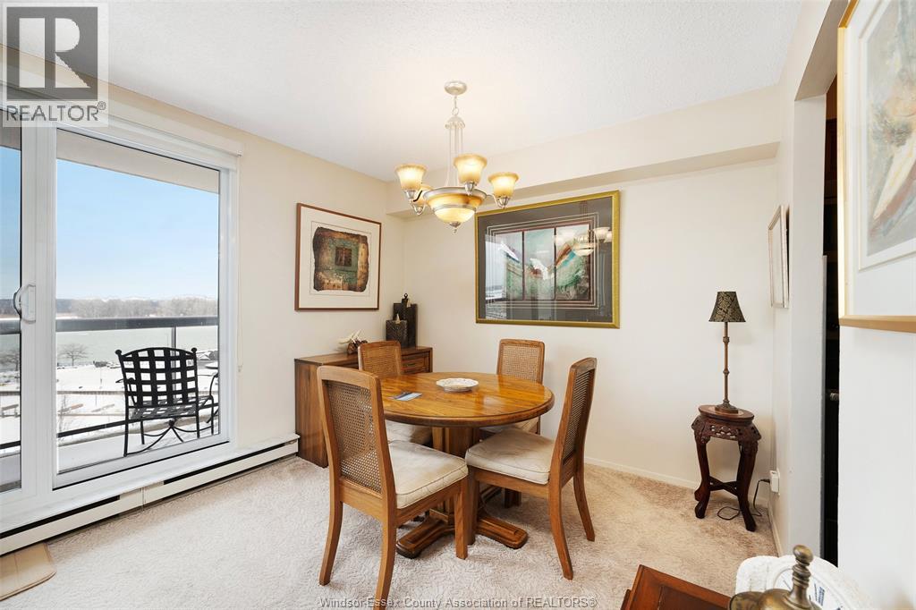 9099 Riverside Dr E Unit# E1017, Windsor, ON - Indoor Photo Showing Dining Room