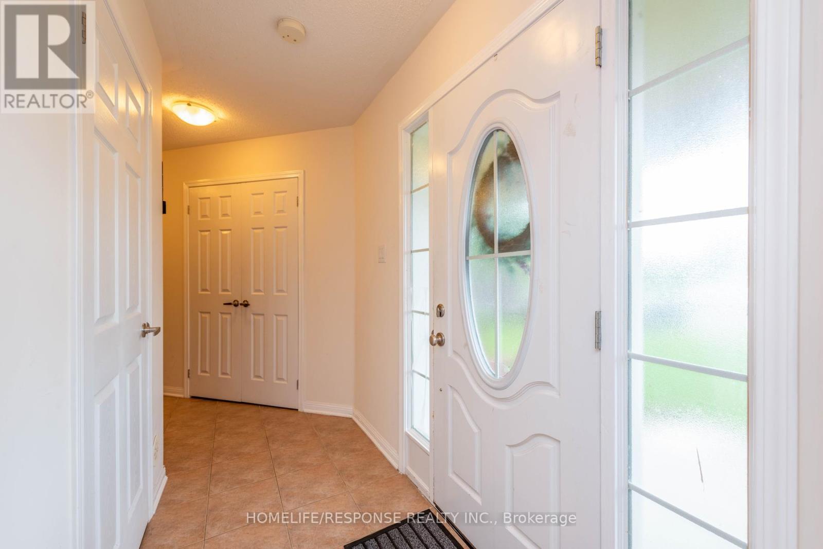 577 Pharo Point, Milton, ON - Indoor Photo Showing Other Room