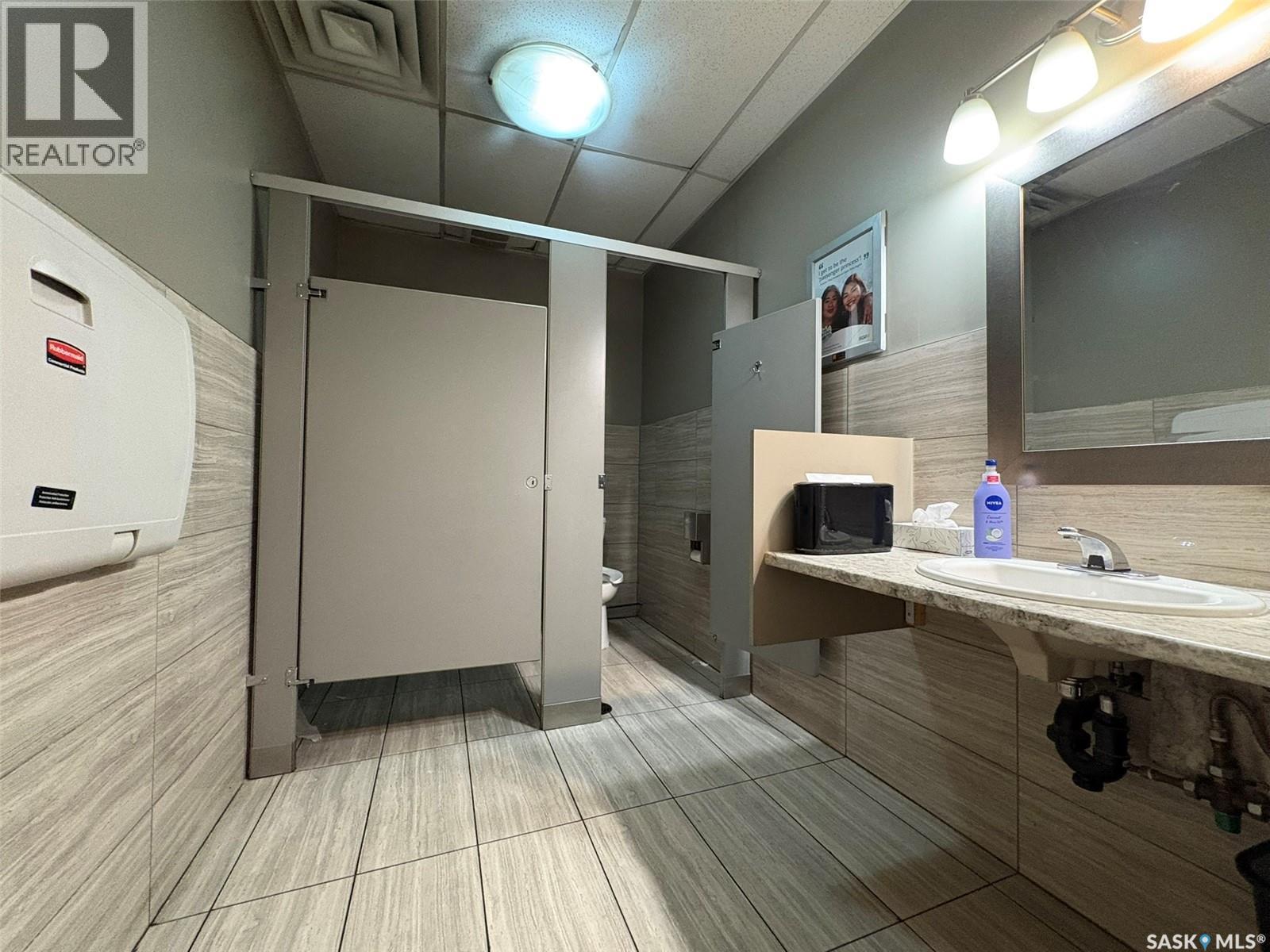 736 Victoria Avenue, Regina, SK