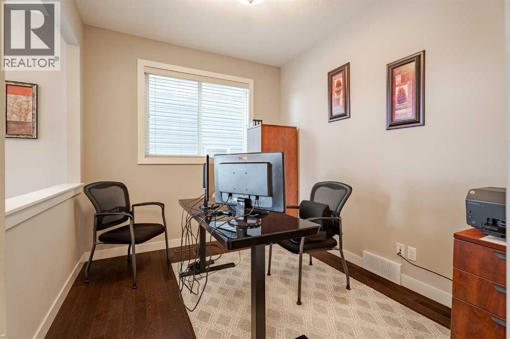 355 Evanston Way Nw, Calgary, AB - Indoor Photo Showing Office
