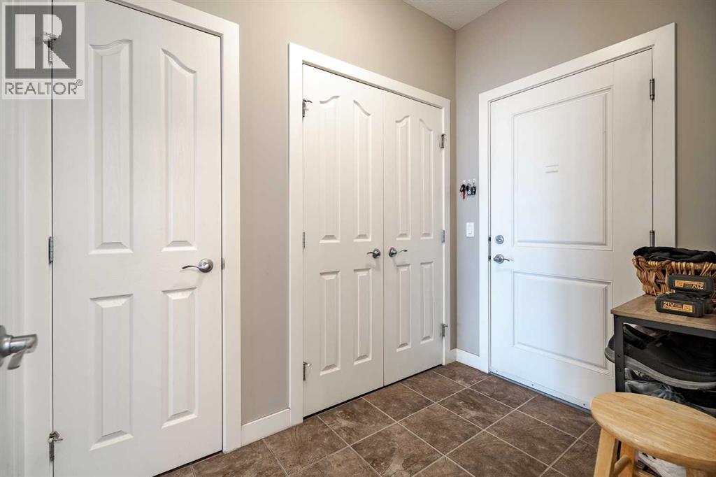 355 Evanston Way Nw, Calgary, AB - Indoor Photo Showing Other Room