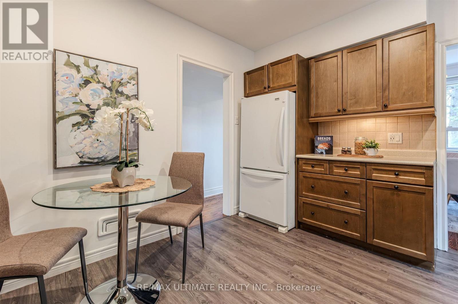 110 De Quincy Boulevard, Toronto, ON - Indoor