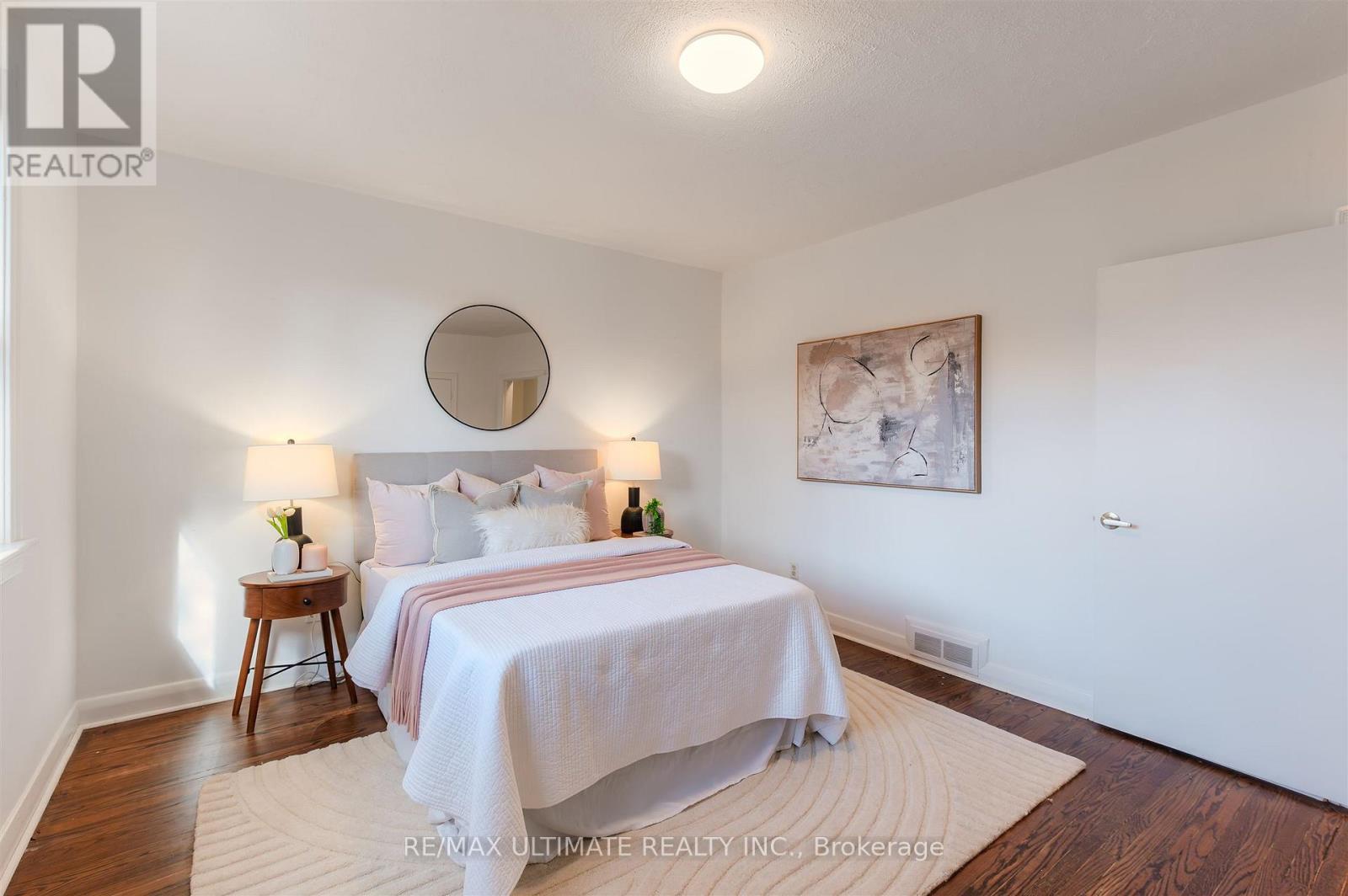 110 De Quincy Boulevard, Toronto, ON - Indoor Photo Showing Bedroom