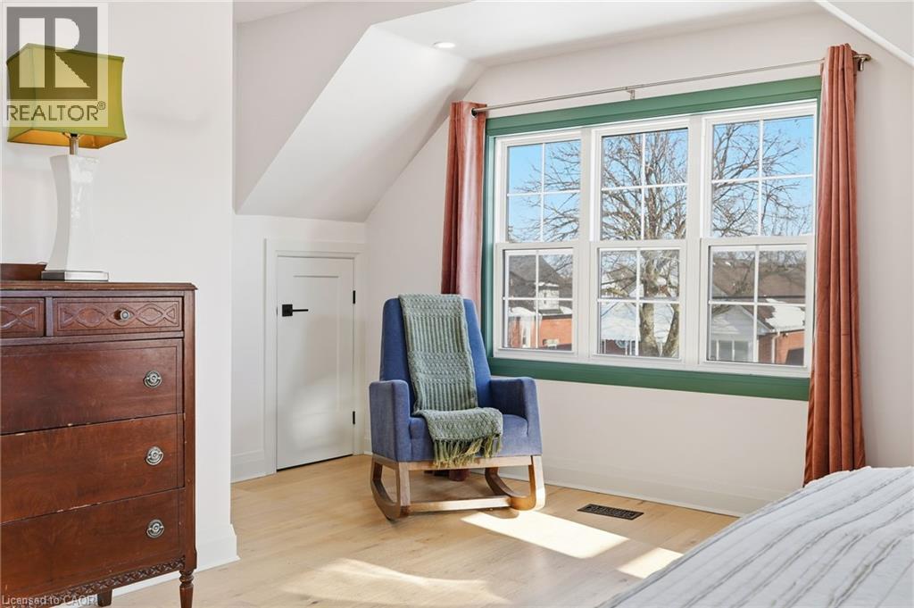 286 East 18Th Street, Hamilton, ON - Indoor