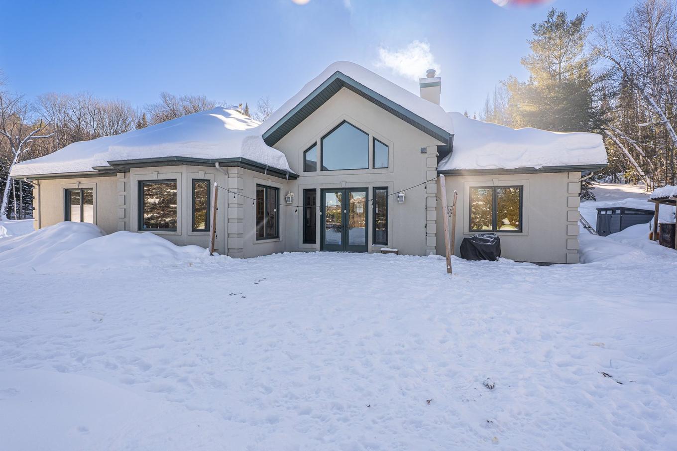 Back facade - 2966 Rue Du Domaine-Du-Lac-Lucerne, Sainte-Adèle, QC - Outdoor