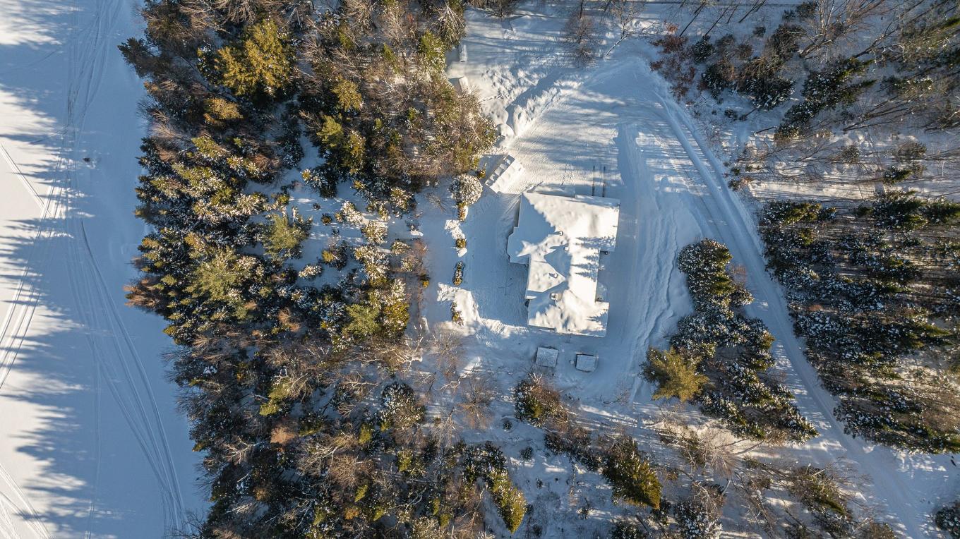 Aerial photo - 2966 Rue Du Domaine-Du-Lac-Lucerne, Sainte-Adèle, QC - Outdoor With Body Of Water With View