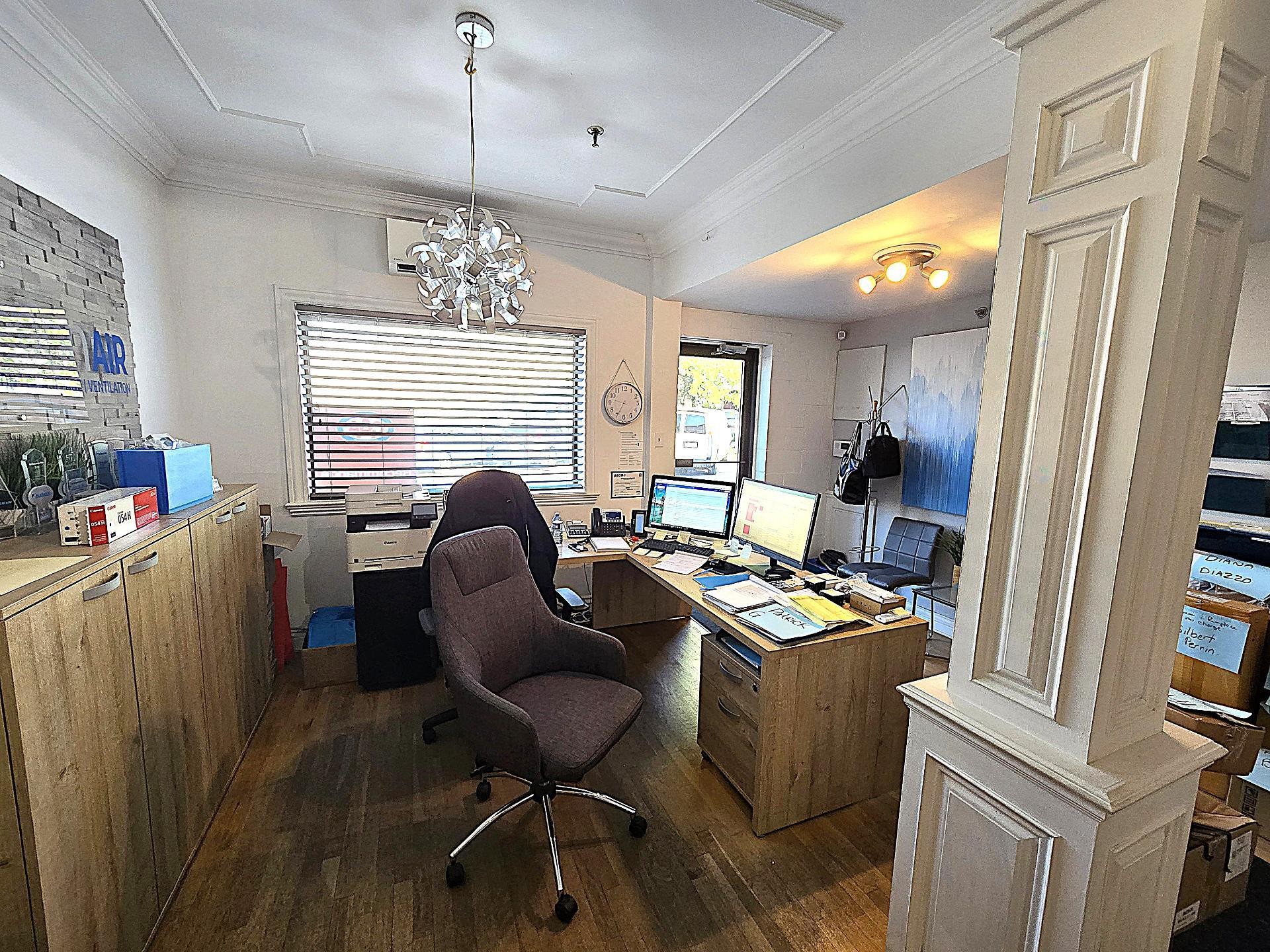 Réception - 5-755 Boul. Du Curé-Boivin, Boisbriand, QC - Indoor