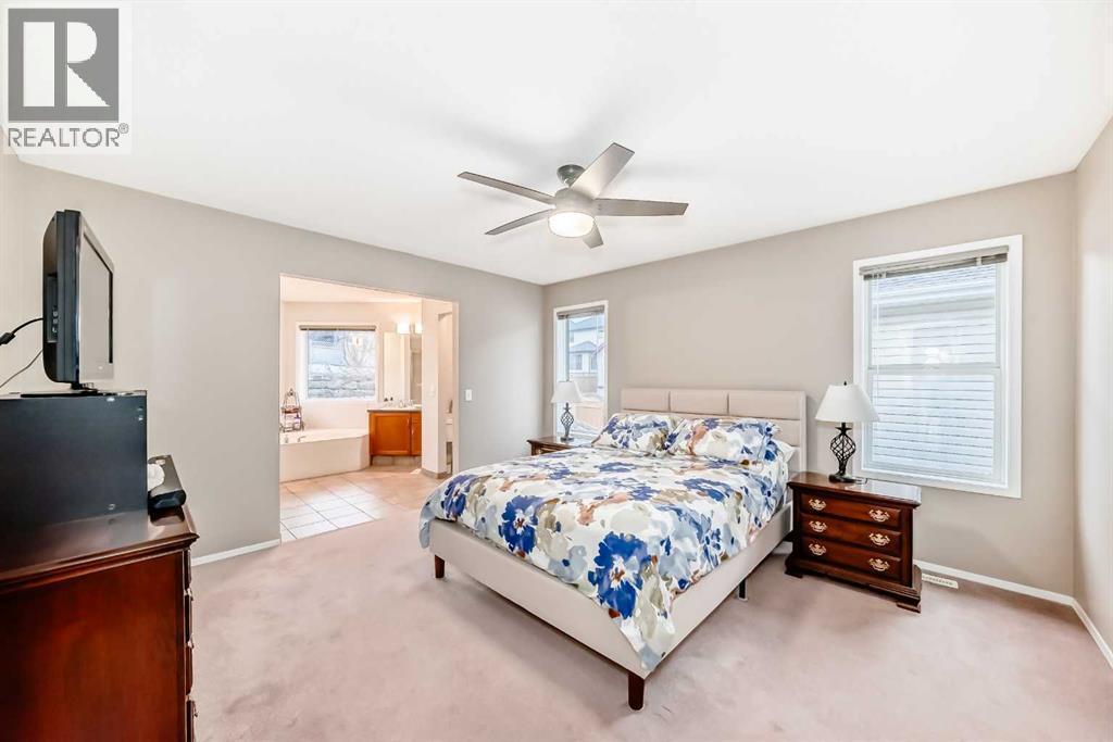 Primary suite - 11931 Valley Ridge Drive Nw, Calgary, AB - Indoor Photo Showing Bedroom