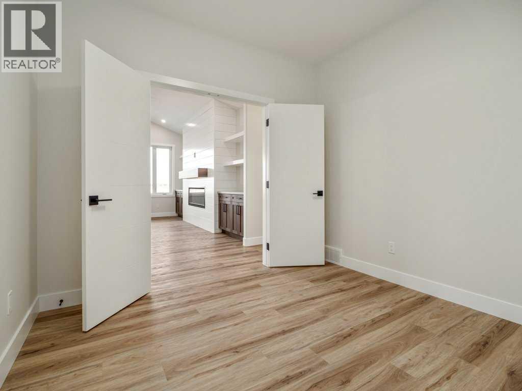 4517 40 Avenue S, Lethbridge, AB - Indoor Photo Showing Other Room