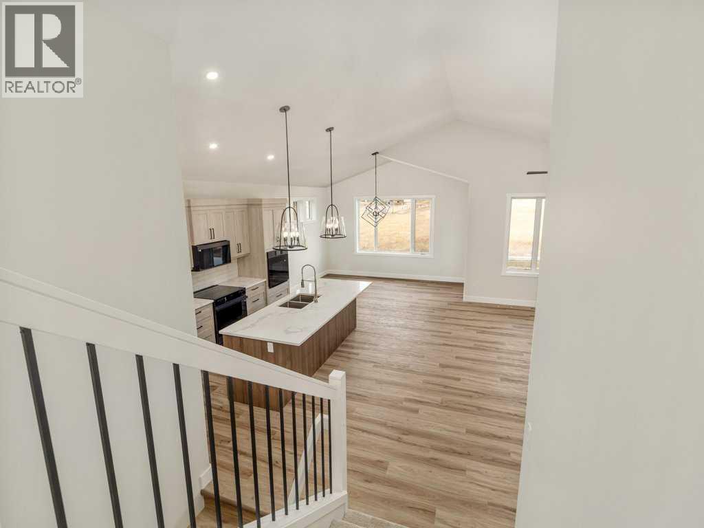 4517 40 Avenue S, Lethbridge, AB - Indoor Photo Showing Other Room