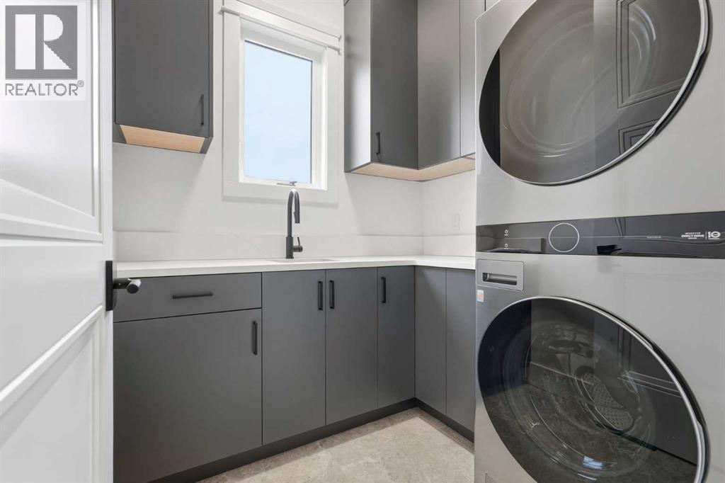 134 Lissington Drive Sw, Calgary, AB - Indoor Photo Showing Laundry Room