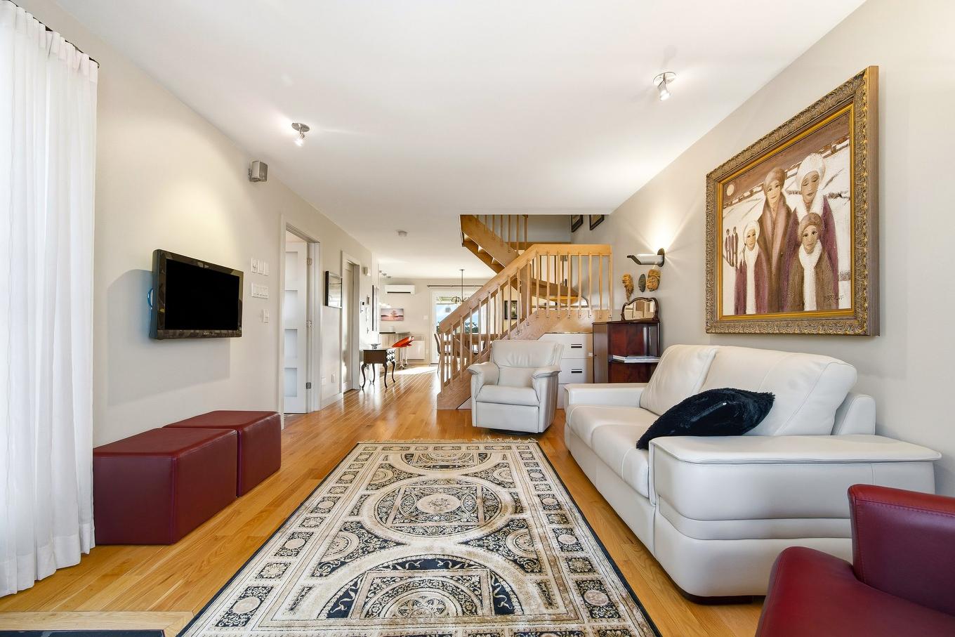 Salon - 9120 Av. Émile-Legault, Montréal (Anjou), QC - Indoor Photo Showing Living Room