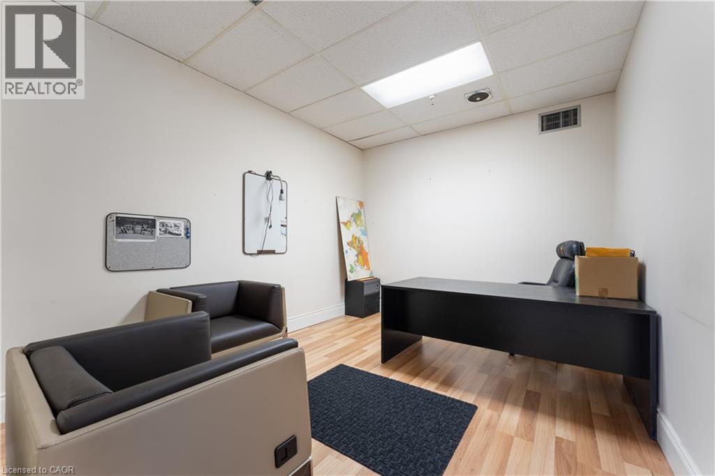 455 Cumberland Avenue, Hamilton, ON