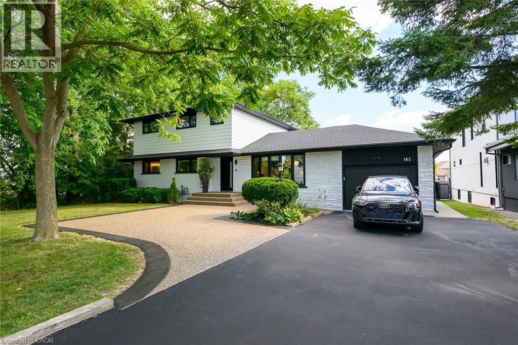 162 Stone Church Road E, Hamilton, ON - Outdoor With Facade