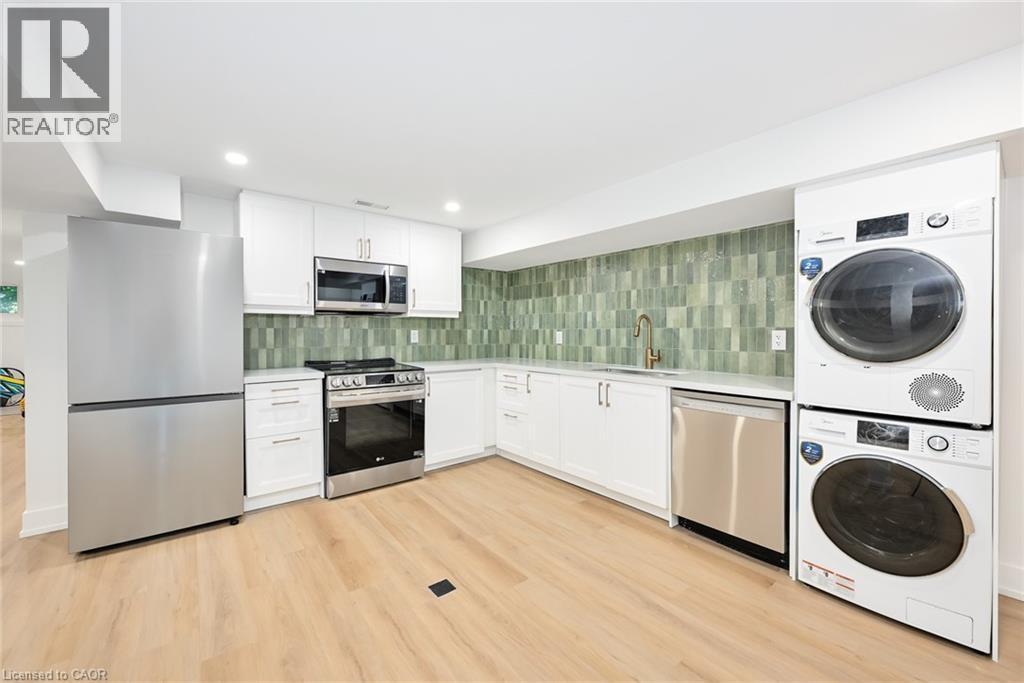 162 Stone Church Road E, Hamilton, ON - Indoor Photo Showing Laundry Room