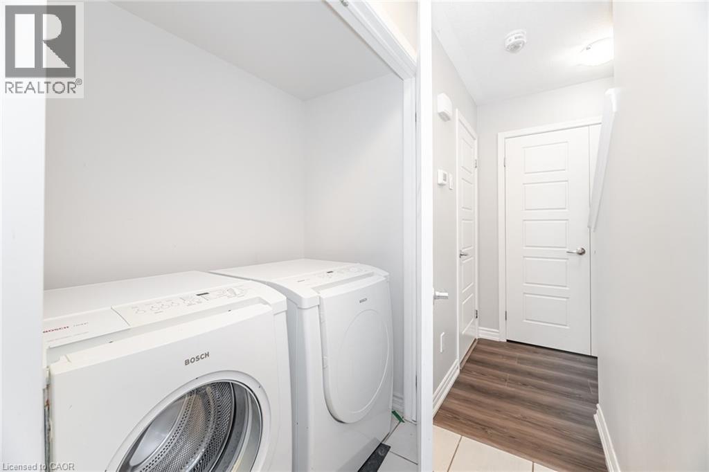 514 Goldenrod Lane, Kitchener, ON - Indoor Photo Showing Laundry Room