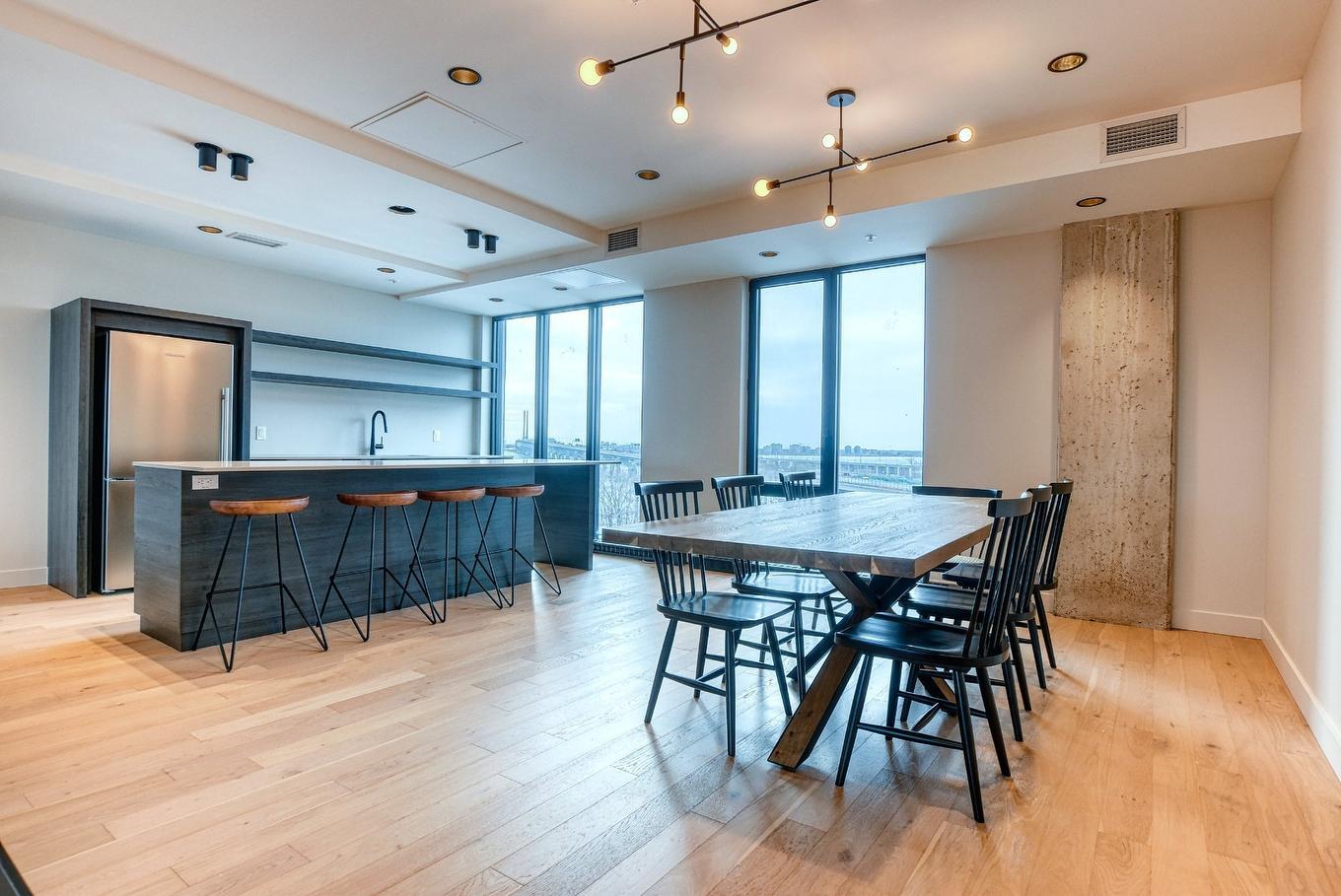 Salle communautaire - 409-112 Ch. De La Pointe-Nord, Montréal (Verdun/Île-Des-Soeurs), QC - Indoor Photo Showing Dining Room