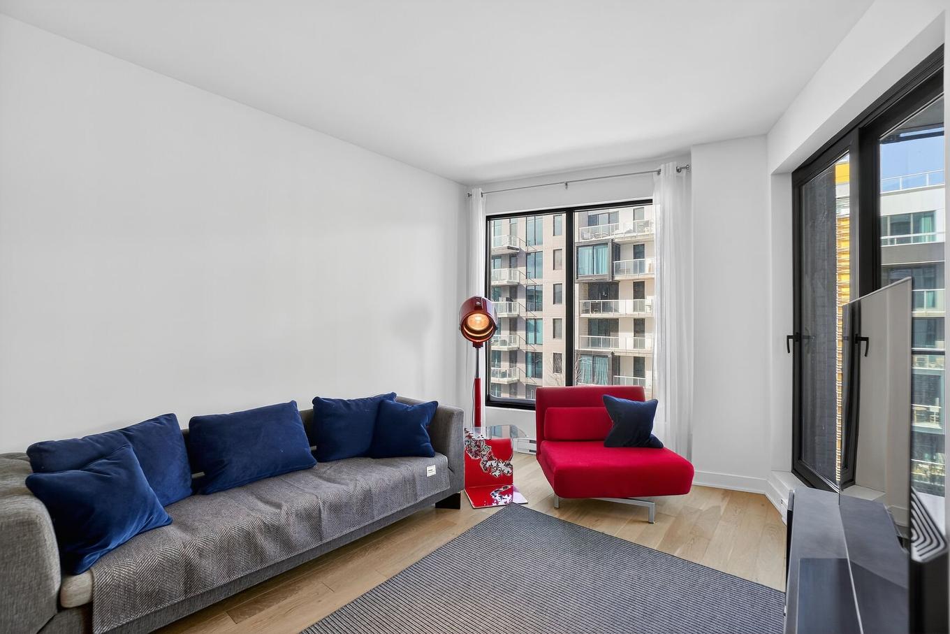 Salon - 409-112 Ch. De La Pointe-Nord, Montréal (Verdun/Île-Des-Soeurs), QC - Indoor Photo Showing Living Room