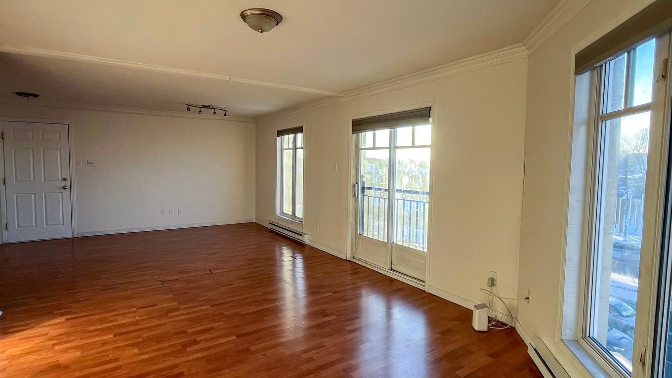 Overall view - 7-294 Boul. Maisonneuve, Gatineau (Hull), QC - Indoor Photo Showing Other Room