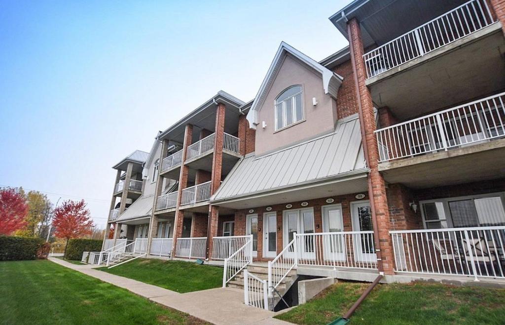 Façade - 53-15500 Rue Sherbrooke E., Montréal (Rivière-Des-Prairies/Pointe-Aux-Trembles), QC - Outdoor