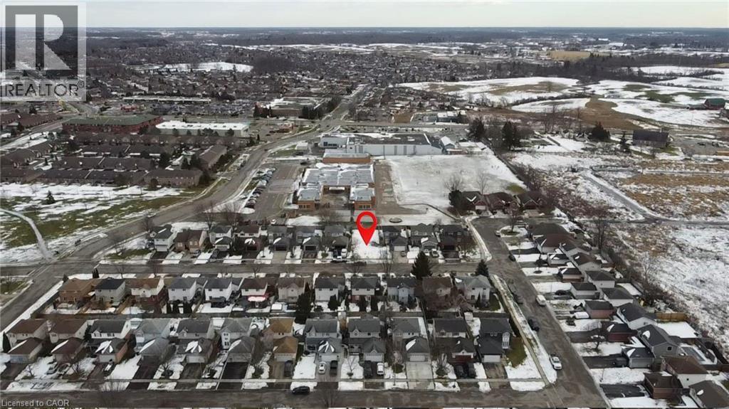 233 Kinross Street, Caledonia, ON