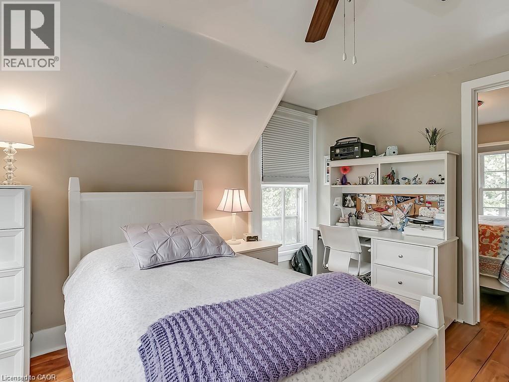 491 Pearl Street, Burlington, ON - Indoor Photo Showing Bedroom