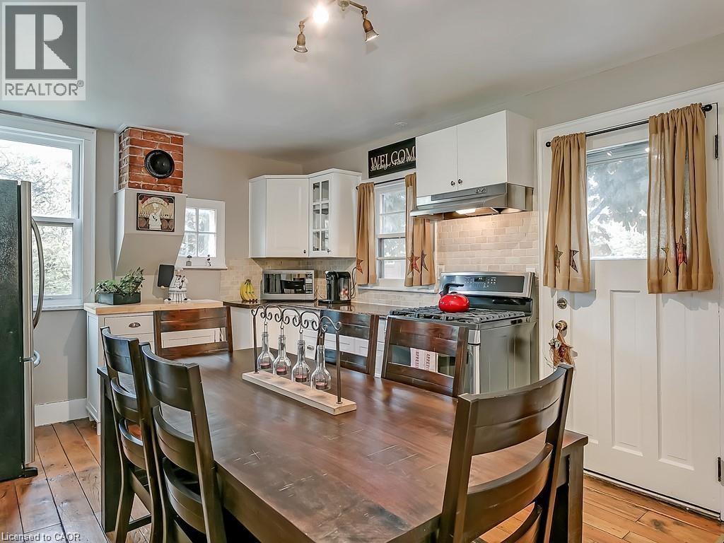 491 Pearl Street, Burlington, ON - Indoor Photo Showing Dining Room