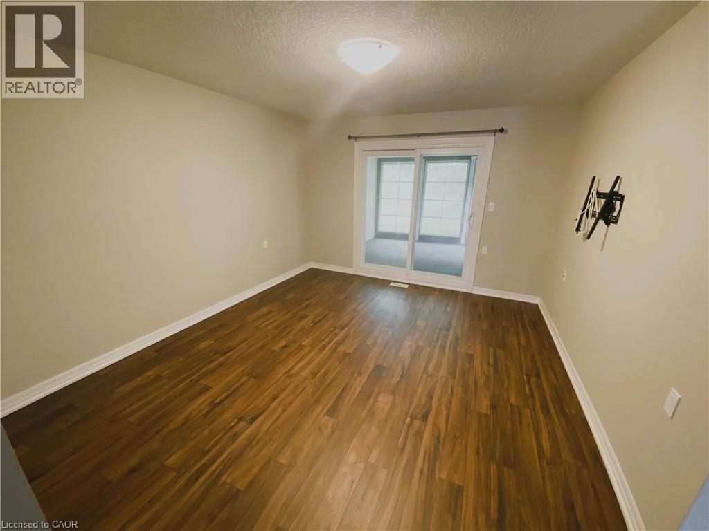13 Szollosy Circle, Hamilton, ON - Indoor Photo Showing Other Room